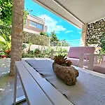Tiki With A Large Terrace Apartamento *