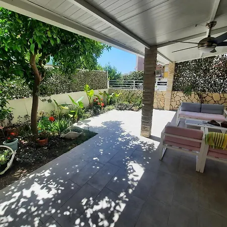 Apartment Tiki With Big Terrace