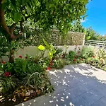 Tiki With A Large Terrace Apartamento Split