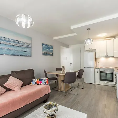 Tiki With Big Terrace