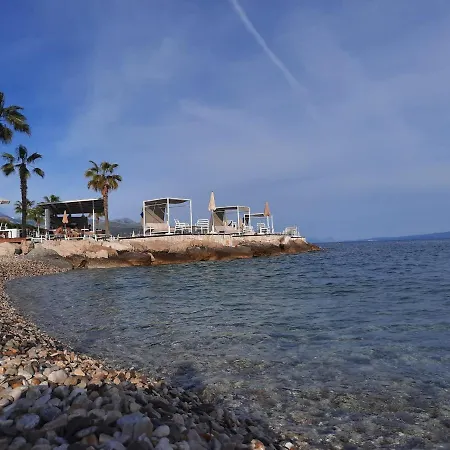 Διαμέρισμα Tiki With Big Terrace *